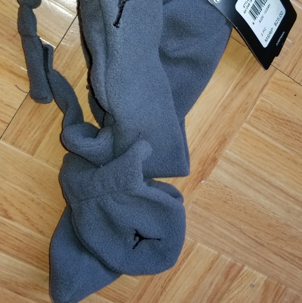 Nike Michael Jordan Hat Mitten Set 12 18 24 NWT